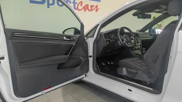 Volkswagen Golf 2.0 TSi GTi Performance 15