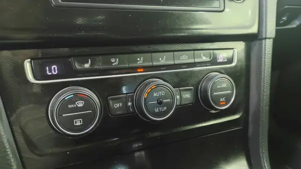 Volkswagen Golf 2.0 TSi GTi Performance 30