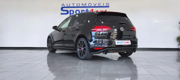 Volkswagen Golf GTI BlueMotion 4