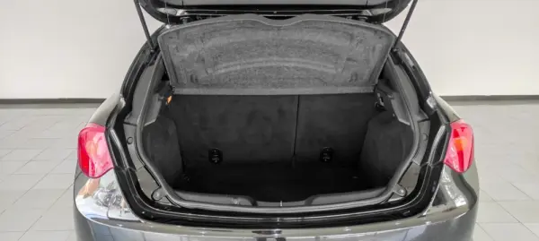 Alfa Romeo Giulietta 1.6 JTDM Exclusive 19