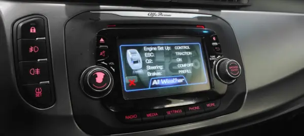 Alfa Romeo Giulietta 1.6 JTDM Exclusive 31