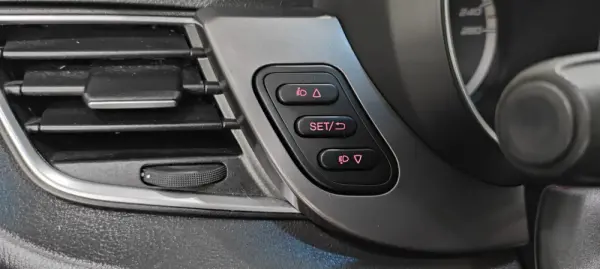 Alfa Romeo Giulietta 1.6 JTDM Exclusive 43