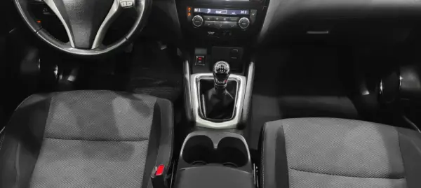 Nissan Qashqai 1.5 dCi Tekna 37