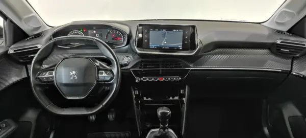 Peugeot 208 1.2 PureTech Allure 8