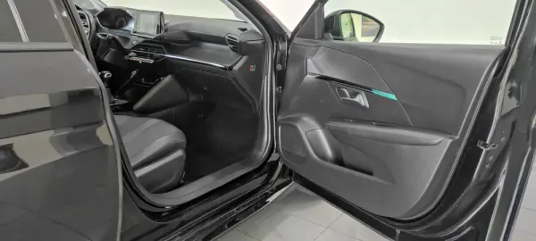 Peugeot 208 1.2 PureTech Allure 21