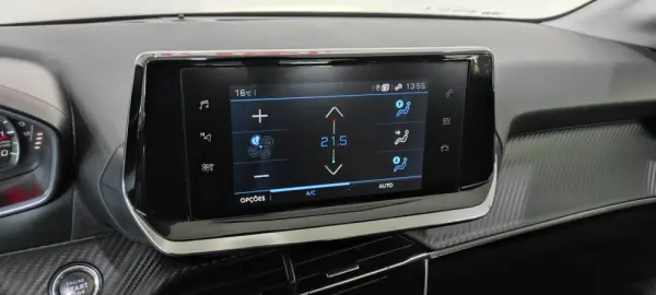 Peugeot 208 1.2 PureTech Allure 31