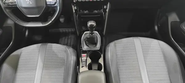 Peugeot 208 1.2 PureTech Allure 36