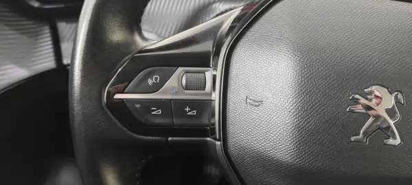 Peugeot 208 1.2 PureTech Allure 38