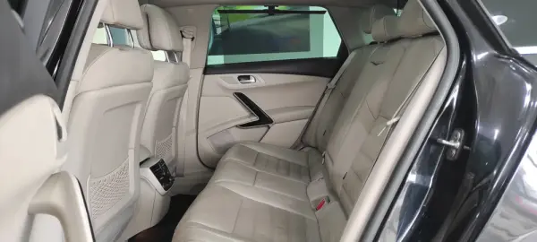 Peugeot 508 SW 2.0 HDi Allure J18 18