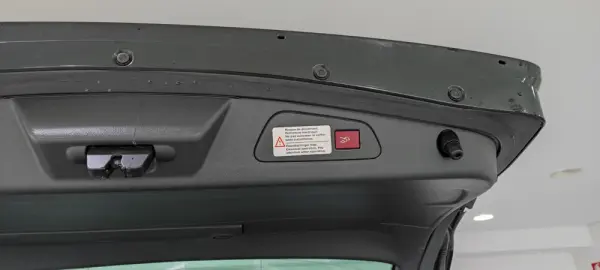 Peugeot 508 SW 2.0 HDi Allure J18 21