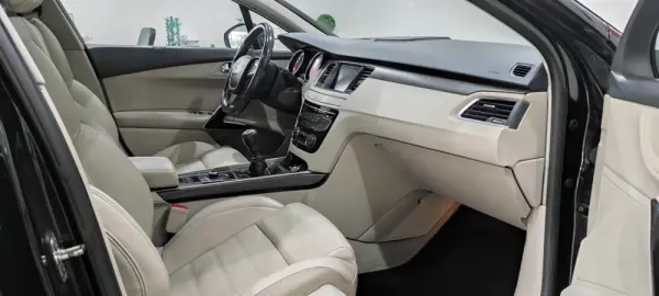 Peugeot 508 SW 2.0 HDi Allure J18 24