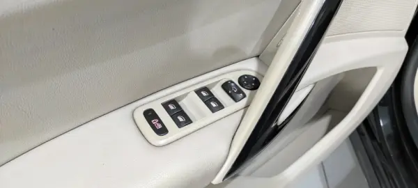 Peugeot 508 SW 2.0 HDi Allure J18 29