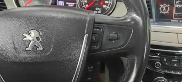 Peugeot 508 SW 2.0 HDi Allure J18 34