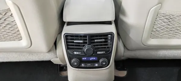 Peugeot 508 SW 2.0 HDi Allure J18 44