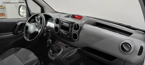 Peugeot Partner 1.6 BlueHDi L1 Pro 3L 7