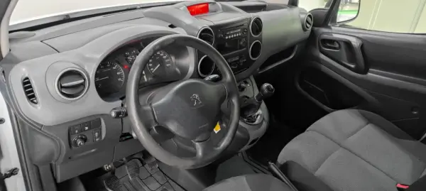 Peugeot Partner 1.6 BlueHDi L1 Pro 3L 17