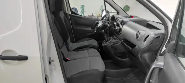 Peugeot Partner 1.6 BlueHDi L1 Pro 3L 24