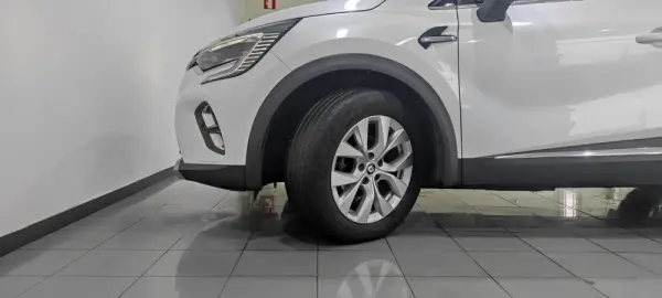 Renault Captur 1.0 TCe Intens Bi-Fuel 9