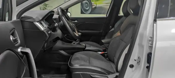 Renault Captur 1.0 TCe Intens Bi-Fuel 15