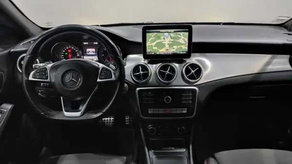 Mercedes-Benz CLA 200 d AMG Line Aut. 8
