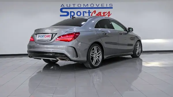 Mercedes-Benz CLA 200 d AMG Line Aut. 12