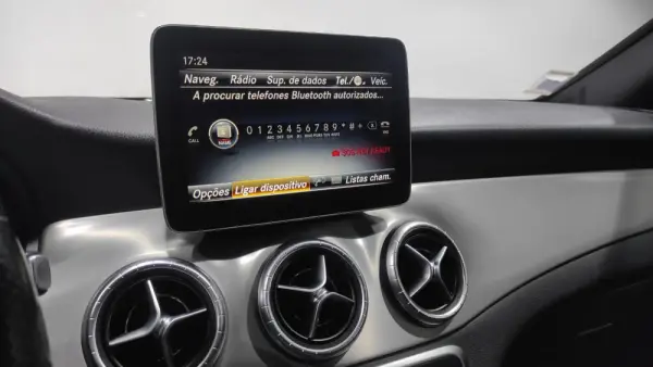 Mercedes-Benz CLA 200 d AMG Line Aut. 35