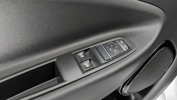 Renault Zoe (c/ Bateria) Intens 50 39