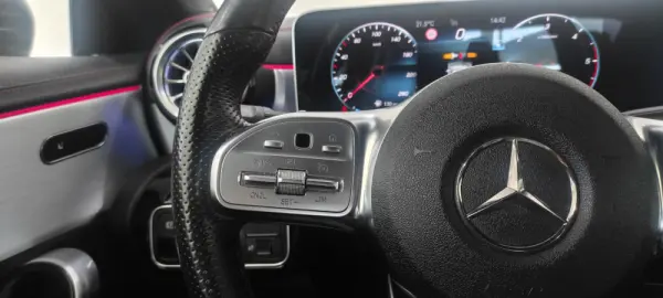 Mercedes-Benz CLA 200 d AMG Line Aut. 29