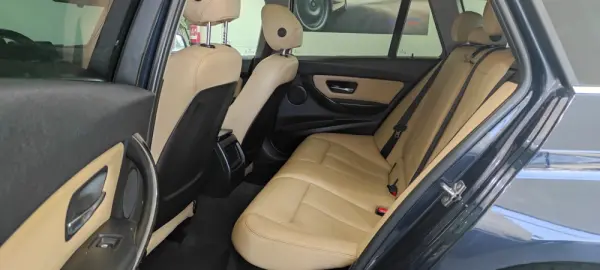 BMW 318 d Auto Line Luxury 6