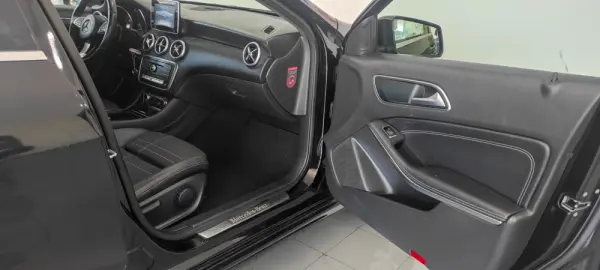 Mercedes-Benz A 160 7G-DCT 21