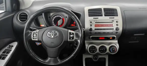 Toyota Urban Cruiser Outro 9