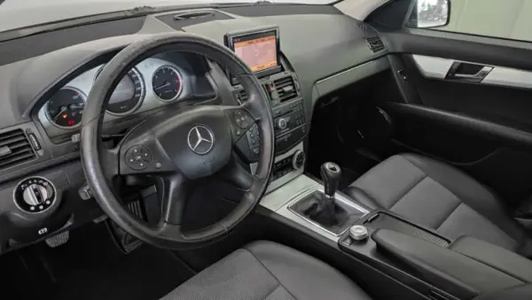 Mercedes-Benz C 250 CDI Classic BlueEfficiency 17