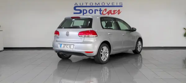 Volkswagen Golf 1.6 TDi Confortline 33