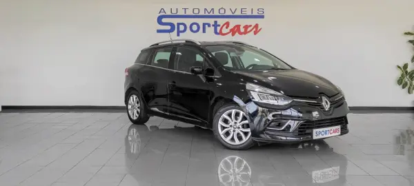 Renault Clio Sport Tourer Outro 3