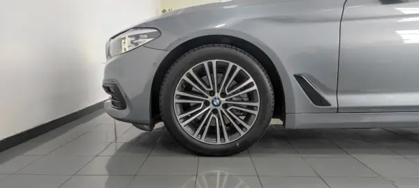 BMW 520 d Line Sport Auto 47
