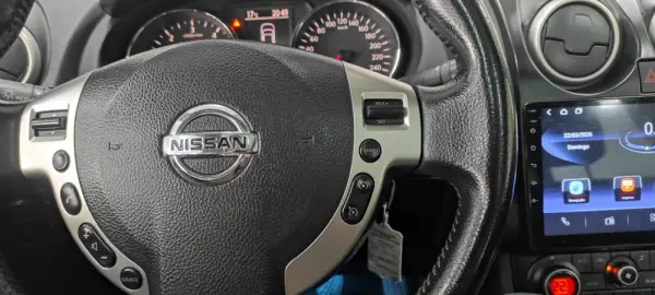 Nissan Qashqai +2 Outro 36