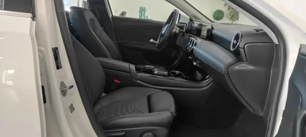 Mercedes-Benz A 250 A 250e 23