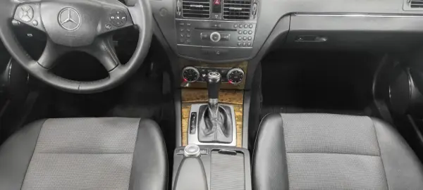 Mercedes-Benz C 220 CDi Avantgarde Aut. 38