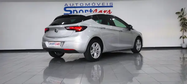 Opel Astra 1.2 Turbo 12