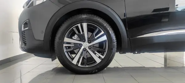 Peugeot 3008 1.6 BlueHDi Allure EAT6 J18 39