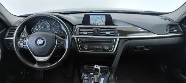 BMW 318 d Auto Line Luxury 27