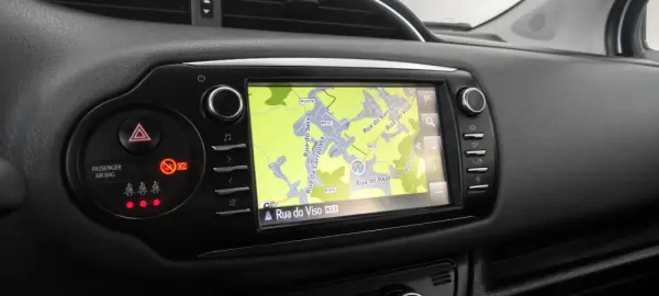 Toyota Yaris 1.0 VVT-i Comfort 28