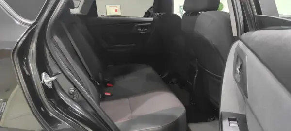 Toyota Auris 1.4 D-4D Com. +P.Techno+P.Sport 20