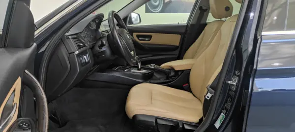 BMW 318 d Auto Line Luxury 16