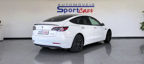 Tesla Model 3 Long Range AWD Dual Motor 2