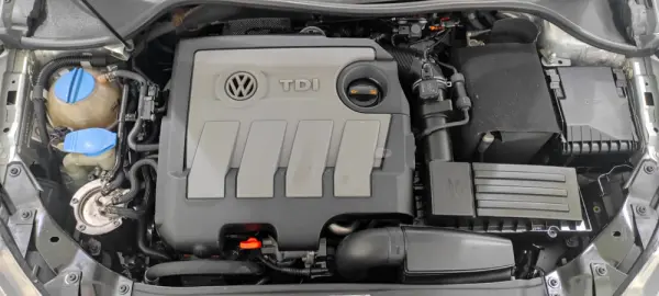 Volkswagen Golf 1.6 TDi Confortline 41