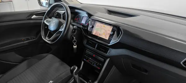 Volkswagen T-Cross 1.0 TSI Urban 7