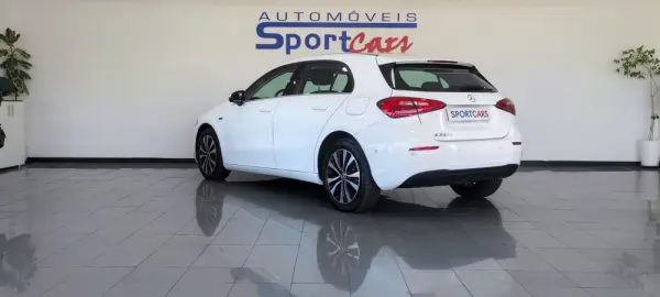 Mercedes-Benz A 250 A 250e 14