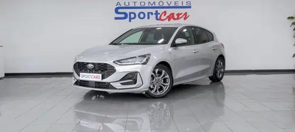 Ford Focus 1.0 EcoBoost MHEV ST-Line 11