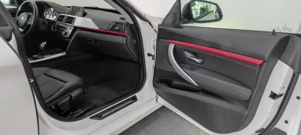 BMW 328 i xDrive Line Sport Auto 22